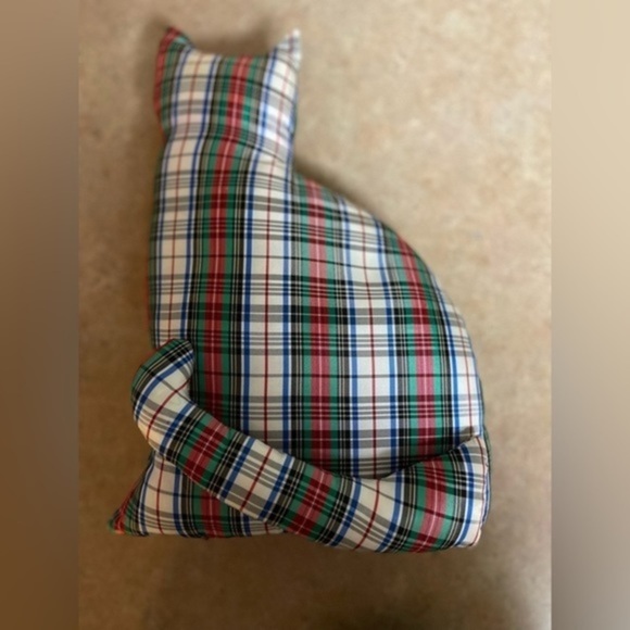 Vintage handmade red, blue, green & black plaid kitty cat silhouette pillow. - Picture 1 of 4